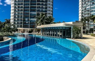 Lindo apartamento mobilíado decorado no santa mônica jardins condomínio club barra da tijuca de 260m² com 4 suítes 3 vagas de garagem rico em armários