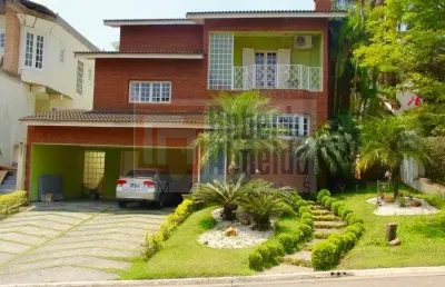 Ótima casa à venda duplex condomínio alphaville 10 com 550m² de área construída com 4 suítes sendo 3 com hidro piscina sauna churrasqueira