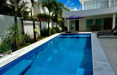 Casa em condomínio fechado com 5 quartos à venda na Residencial Itaparica, 552, Alphaville I, Salvador