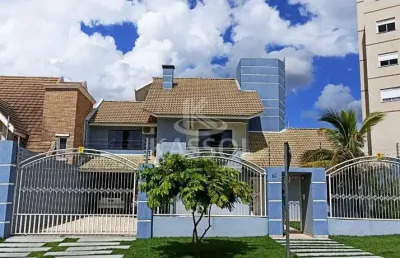 Sobrado triplex, impecável próximo da academia axis, condominio country ville.