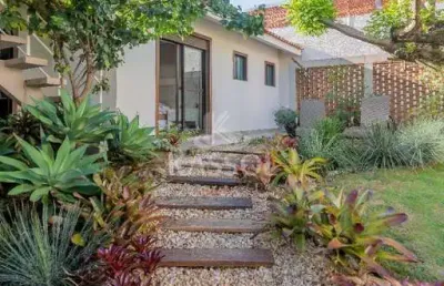 Casa alto padrão no jardim nova york - 4 suítes  amplo jardim com pergolado churrasqueira americaica