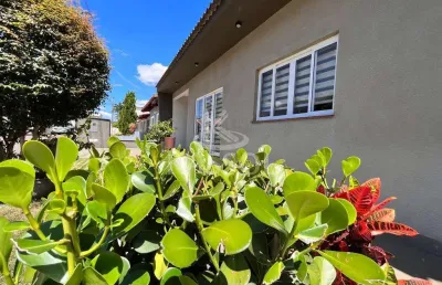 Casa à venda, country, cascavel - pr, piscina, 03 quartos, condondomínio