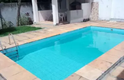Casa no itaigara com 5 quartos sendo 2 suítes, 185 m² à venda por r$ 1.800.000,00