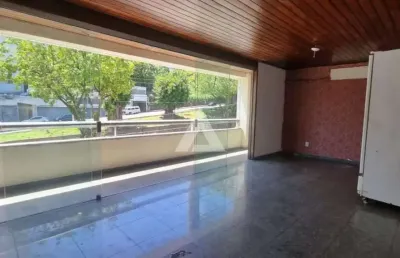 Casa na federação com 6 quartos e 3 suítes, 234m² à venda por r$ 1.300.000,00