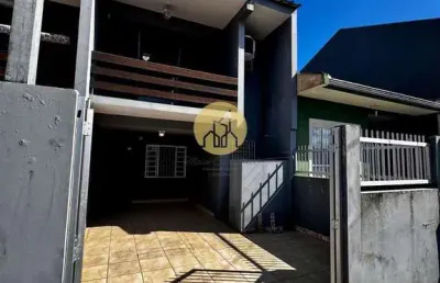 Sobrado à venda no centro de matinhos – 3 dormitórios, excelente localização!