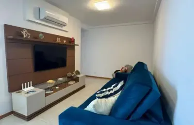 Apartamento mobiliado com vista para o mar a 200m da praia em balneário piçarras - aluguel no centro