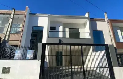 Sobrado 600 metros da praia em balneário piçarras/itacolomi