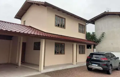Casa com 2 quartos à venda no Centro, Palhoça 