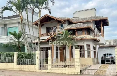 Casa com 4 quartos à venda em Pedra Branca, Palhoça 