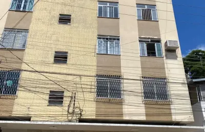 Apartamento com 2 quartos para alugar na Rua Doutor João Pinheiro, 95, Jardim Glória, Juiz de Fora