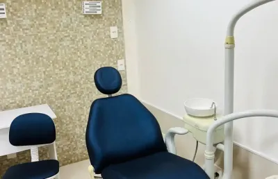 Sala comercial com 1 sala para alugar na Rua Santo Antônio, 415, Centro, Juiz de Fora