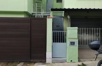 Casa com 1 quarto para alugar na Rua Professora Amélia Glanzmann, 25, Santa Cândida, Juiz de Fora