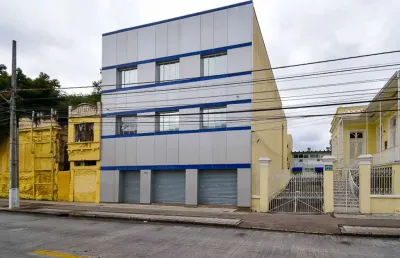 Prédio com 3 salas para alugar na Avenida Marechal Floriano Peixoto, 1368, Centro, Curitiba