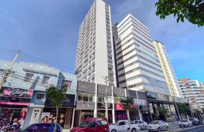 Apartamento com 3 quartos no bairro alto da glória, próximo ao estádio couto pereira.