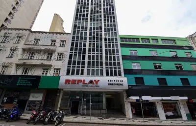Conjunto comercial no centro de 43,52m² - edifício credireal