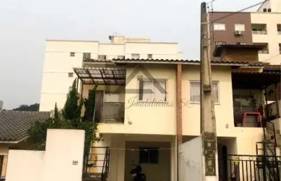 Sobrado a venda  no bairro ipiranga em são josé / sc