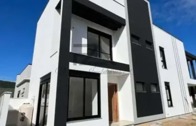 Casa a venda 03 dormitórios no bairro delta ville, na cidade de biguaçu sc