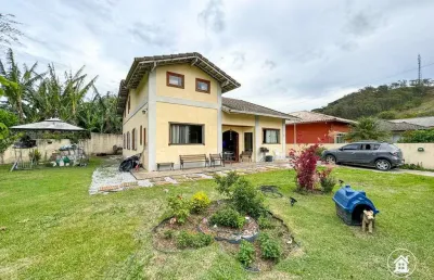 Casa em condomínio com 6 quartos, 180m2 à venda por r$750.000,00 em teresópolis