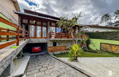 Casa com 4 quartos, 220m2 à venda por r$1.100.000 - iúcas, teresópolis