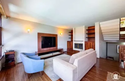 Casa com 3 quartos, 268m2 à venda por r$900.000,00 - iúcas, teresópolis