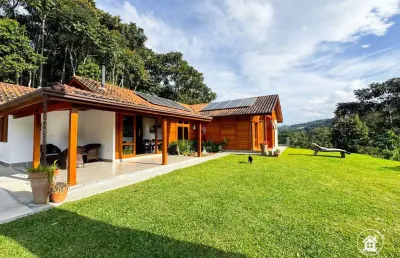 Casa em condomínio com 5 quartos, 2000m2 à venda por r$1.190.000 - teresópolis