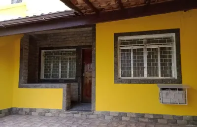 Casa na estrada do cabuçu; casa no centro de campo grande, rj
