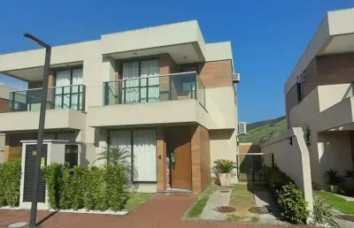 Casa em condomínio no cachamorra; casa com 3 quartos em condomínio.
