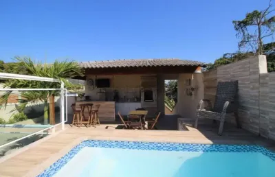 Casa linear com 3 quartos em condomínio; casa no rio da prata.