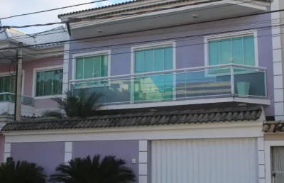 Casa de condomínio com 3 quartos; casa em condomínio próximo ao west shopping.