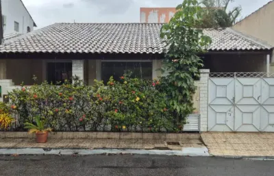 Casa linear na estrada do cachamorra com 3 quartos; casa no condomínio golden garden