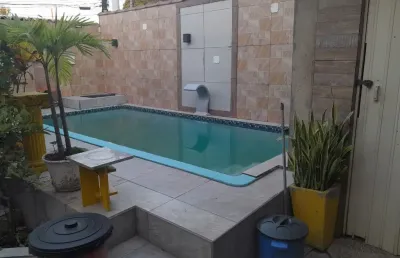 Casa com 3 quartos próxima ao centro de campo grande rj