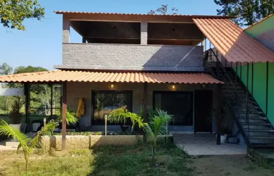Sítio em guaratiba com 2 quartos; sítio em condomínio