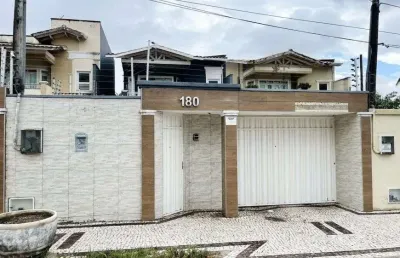 Imóvel para aluguel e venda tem 280 metros quadrados com 4 quartos