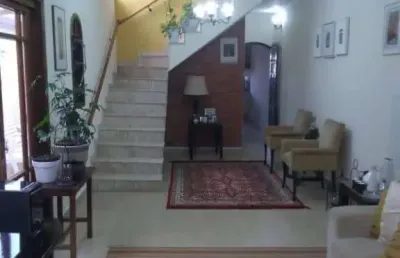 Casa com 3 quartos à venda na rua vilobaldo barros de macedo, jardim ouro preto, taboão da serra, 169 m2 por r$ 650.000