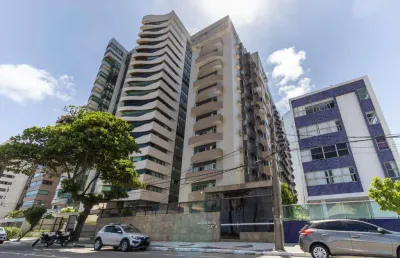 Apartamento à venda na avenida boa viagem  com 4 quartos