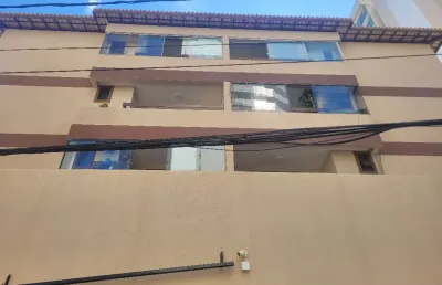 Apartamento com 3 quartos para alugar na Rua General Bráulio Guimarães, 71, Armação, Salvador