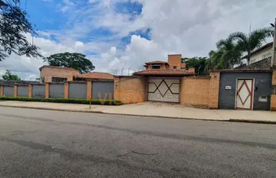 Casa com 3 quartos à venda na Rua Antonio Mucin, Jardim das Paineiras, São João da Boa Vista