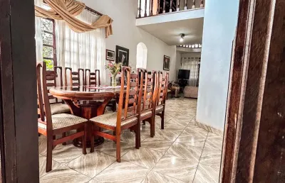 Casa em condomínio fechado com 4 quartos à venda na Rua Pérola, 635, Nova Higienópolis, Jandira