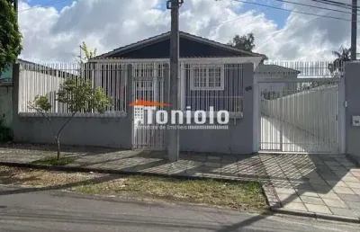 Casa com 5 quartos à venda na Rua Guilherme Kampa, São Domingos, São José dos Pinhais