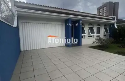Casa com 3 quartos à venda na Rua Doutor Flávio Zetola, Três Marias, São José dos Pinhais