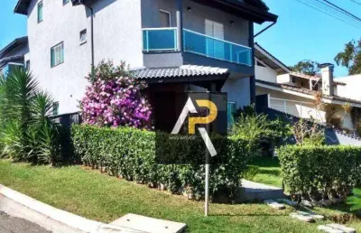 Sobrado a venda no aruã com 2 suítes e amplo terreno em esquina com 301 m² no aruã - mogi das cruzes/sp