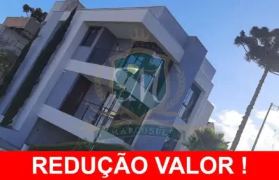 Redução de valor! maravilhosa casa em cond. fechado à venda com 355 m² area construída. casa em alto padrao ,frente para o bosque, veja a descrição !!