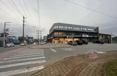 Sala comercial para alugar na rua riachuelo, 08, bom retiro, joinville por r$ 3.500