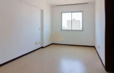 Apartamento com 3 quartos à venda na rua atílio bório, cristo rei, curitiba por r$ 550.000