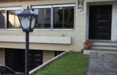 Casa com 3 quartos à venda na Rua Professor Carvalho Freitas, 149, Teresópolis, Porto Alegre
