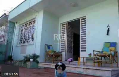 Casa para venda - 155m², 4 dormitórios, sendo 1 suites, 3 vagas - passo da areia