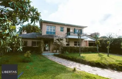 Casa para venda - 400m², 3 dormitórios, sendo 3 suites, 10 vagas - arquipélago