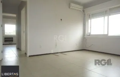 Apartamento de 2 dormitórios e vaga no jardim do salso desocupado