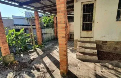 Terreno à venda na Rua Luiz de Camões, 42, Santo Antônio, Porto Alegre