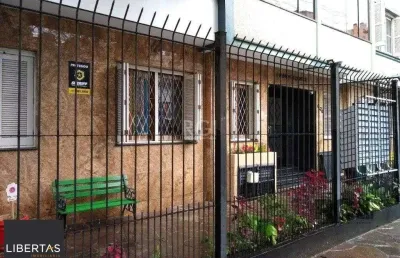 Apartamento de 2 dormitórios no bairro cidade baixa